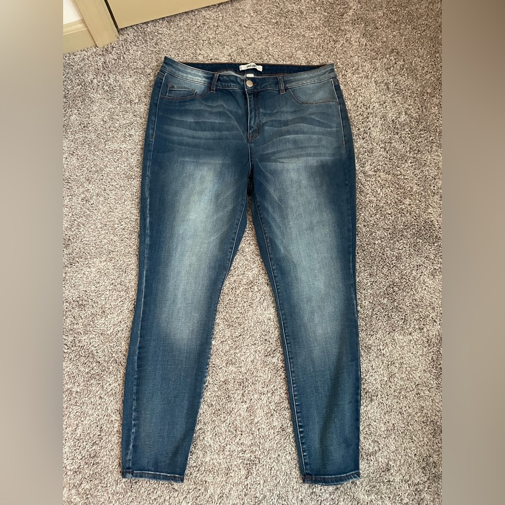 Refuge size 18 Jeans